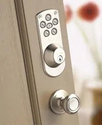 State Locksmith Services Philadelphia, PA 215-583-2458 - comm-01
